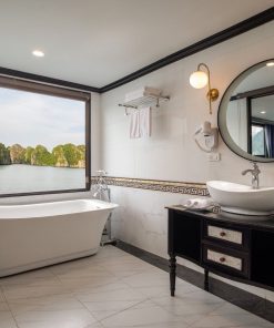 Doris Cruise excutive suite